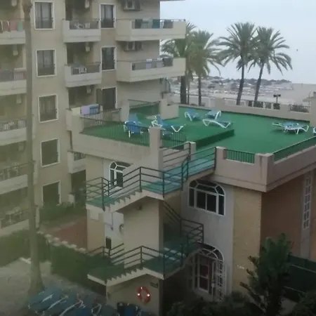 Ronda 4 Boliches Primera Linea De Playa Apartment